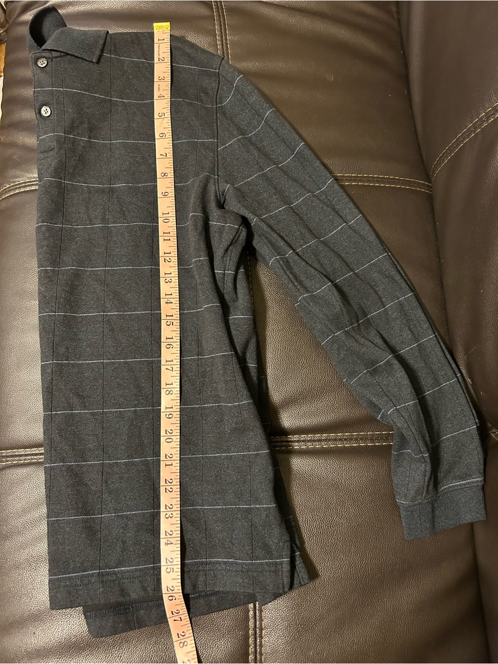Van Heusen Long Sleeve Polo Charcoal Gray/Light Blue Pin Stripe. Men’s Large. - Picture 8 of 9